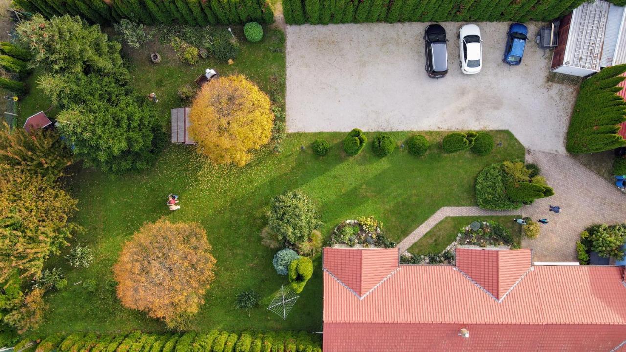 Magyar Apartmanhazak I-Iii. 잘라카로쉬 외부 사진