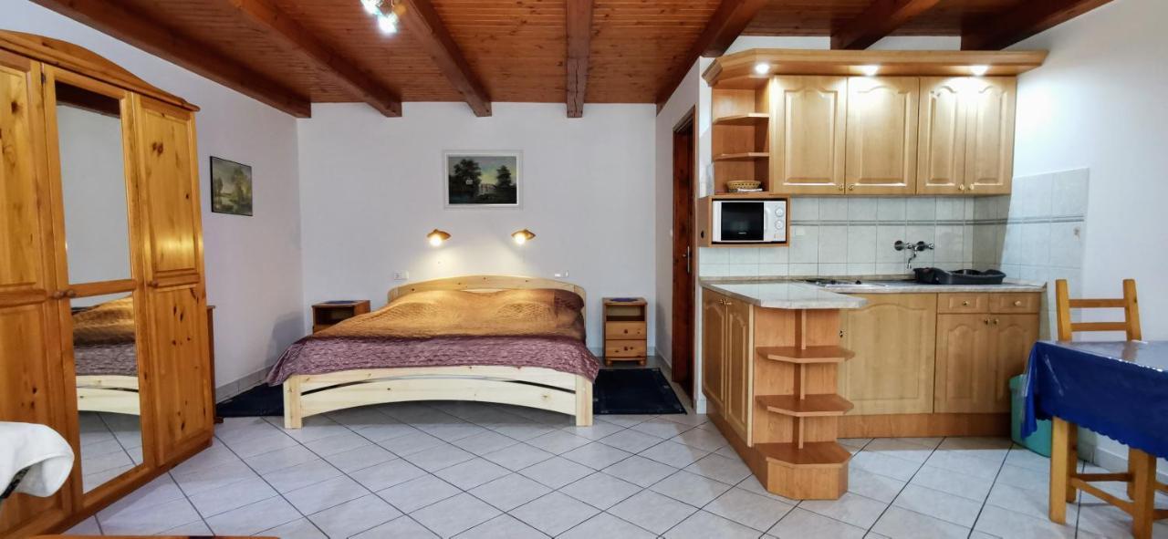 Magyar Apartmanhazak I-Iii. 잘라카로쉬 객실 사진