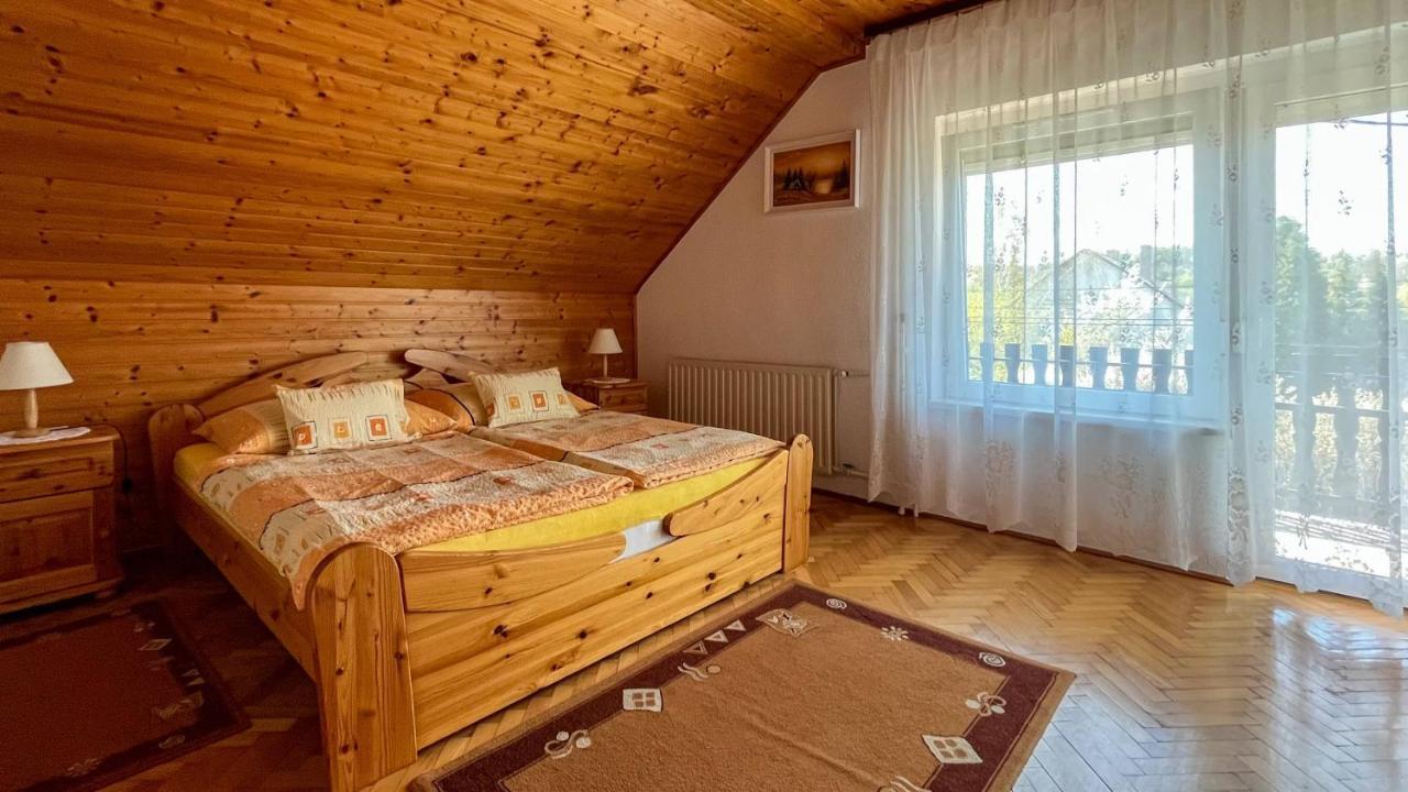 Magyar Apartmanhazak I-Iii. 잘라카로쉬 외부 사진