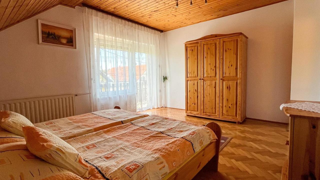 Magyar Apartmanhazak I-Iii. 잘라카로쉬 외부 사진