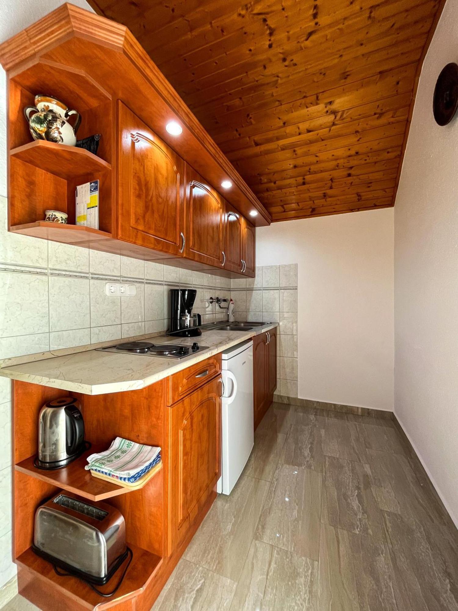 Magyar Apartmanhazak I-Iii. 잘라카로쉬 객실 사진