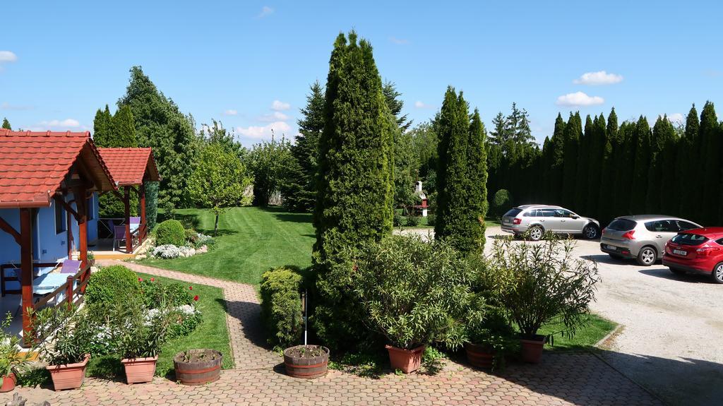 Magyar Apartmanhazak I-Iii. 잘라카로쉬 외부 사진